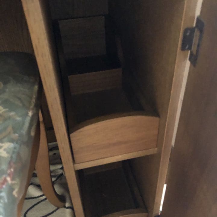 三面鏡ドレッサー