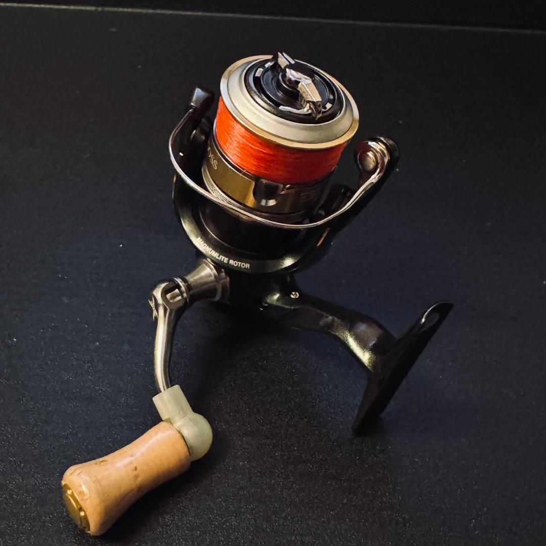 【極美品】シマノ カーディフC14+ C2000SS