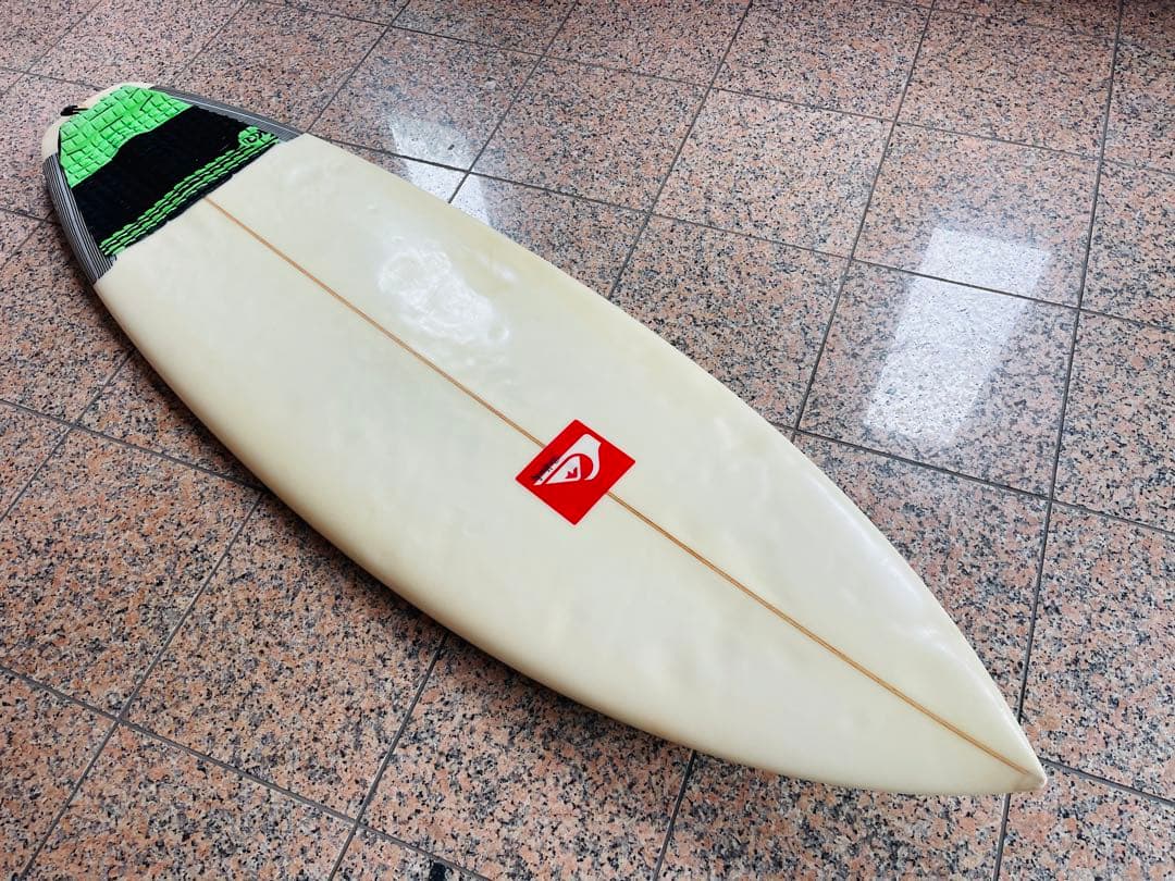 最終値下げ！クイックシルバー　オーストラリア5.6