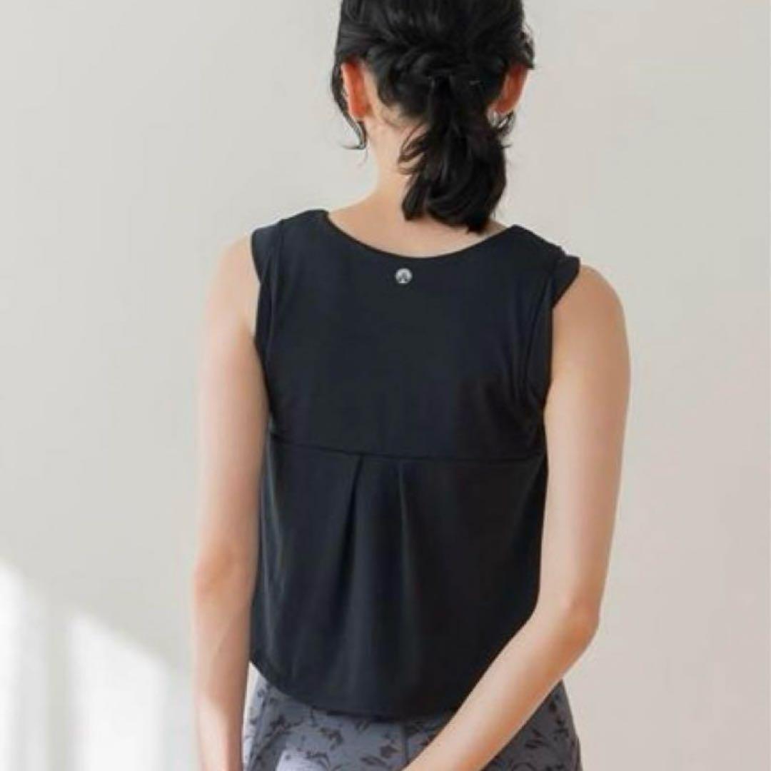 美品　SUKALA フレアタンクトップ