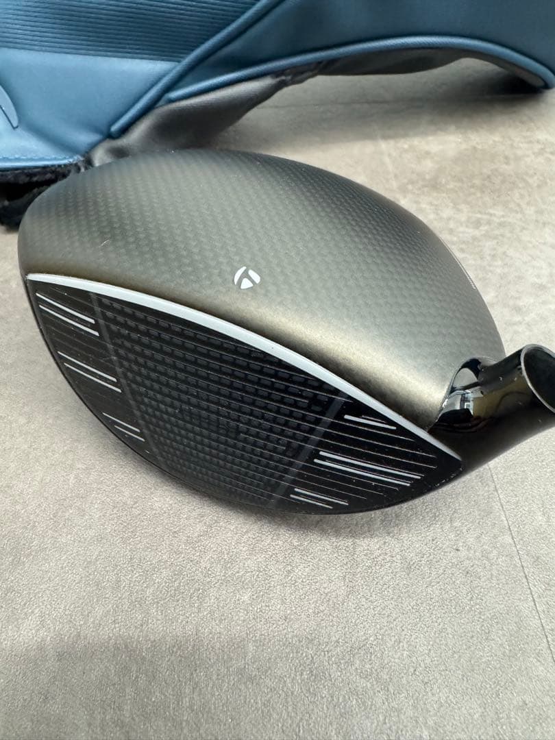 ☆極美品☆Qi40 ドライバー 9.0ヘッドのみ
