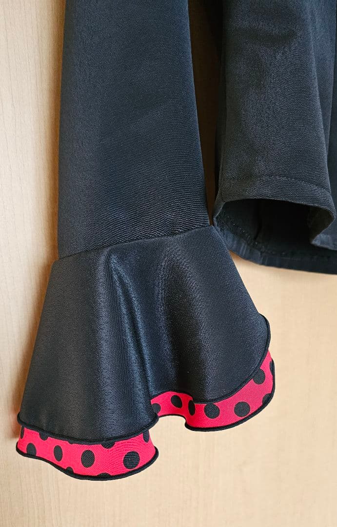 フラメンコ トップス 黒 フリル付き　大きいサイズ
