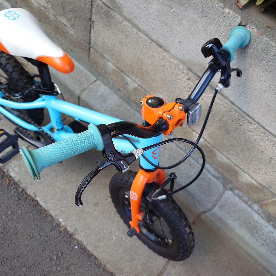 【手渡し　東京都】ヨツバサイクル　12インチ　ブルー
