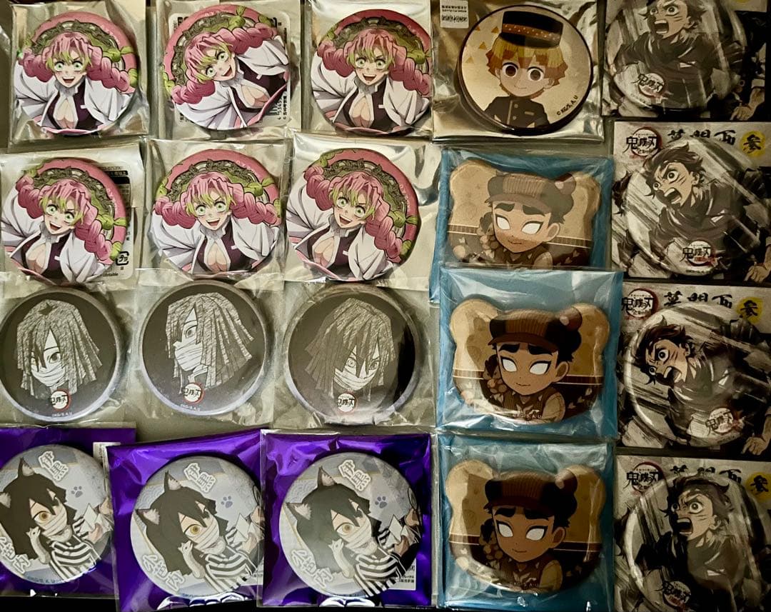※バラ売りしません※ 鬼滅 蜜璃 伊黒 炭治郎 缶バッジ アクリルスタンド