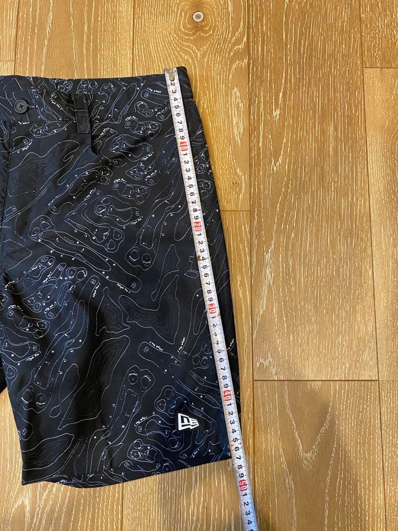 美品 ニューエラゴルフ ショートパンツ 半ズボン ゴルフコース柄 Ｌサイズ
