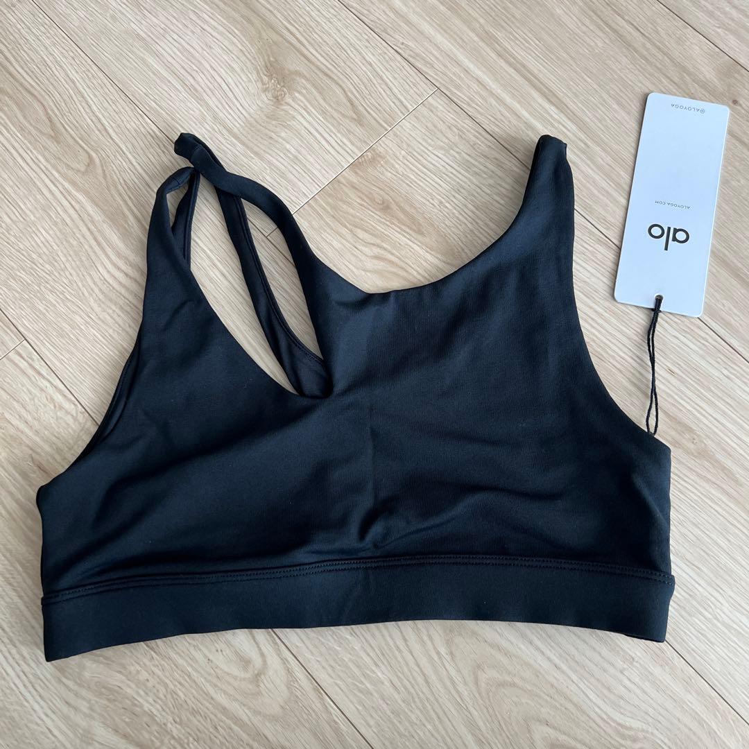 alo yoga アローブラPeak Bra ☆黒☆S☆ヨガ☆ピラティス
