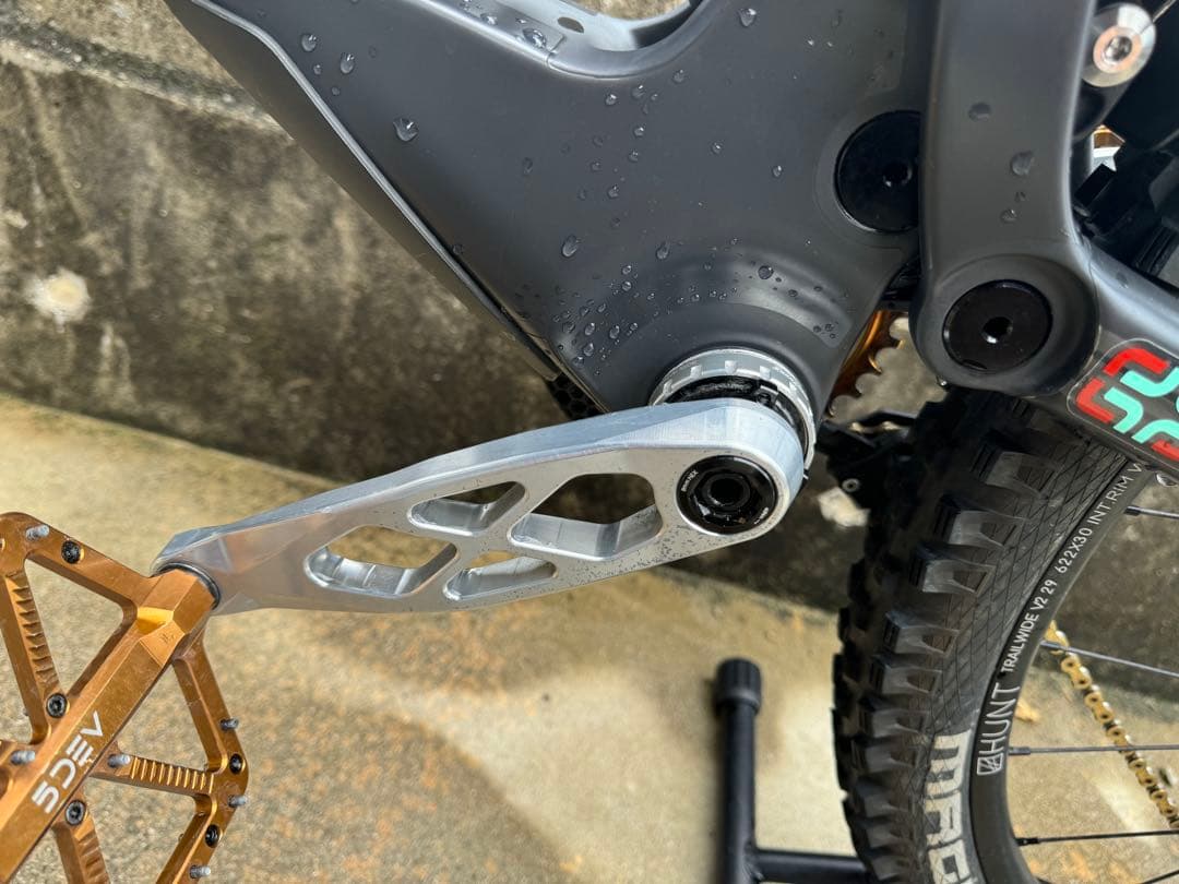 Forbidden bike Dreadnought Mサイズ完成車