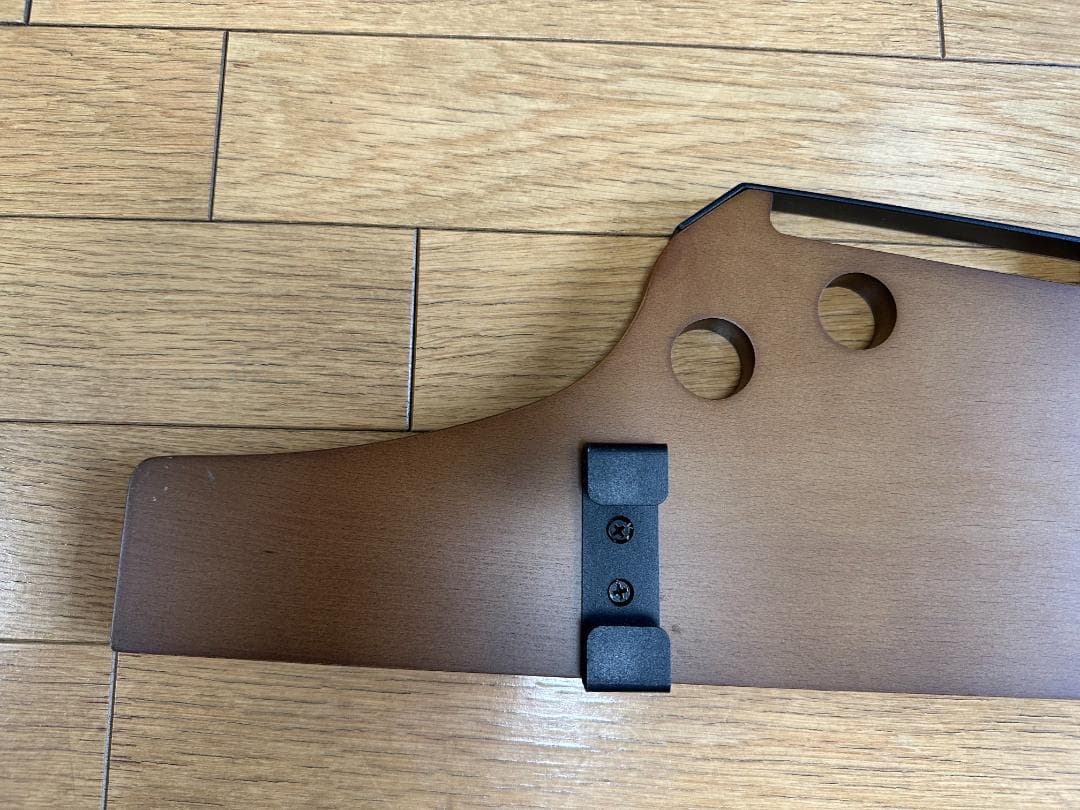 AS2OV アッソブ ローバーチェアサイドテーブル