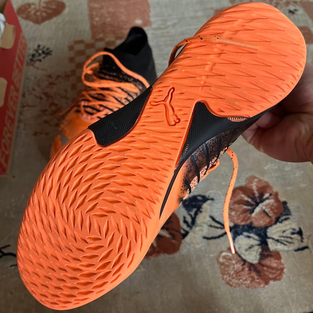 Puma オレンジ シューズ　フューチャーＺ　IT 25.5