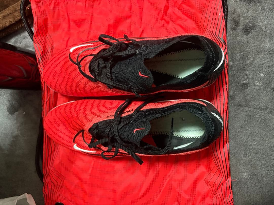 NIKE PHANTOM サッカーシューズ レッド