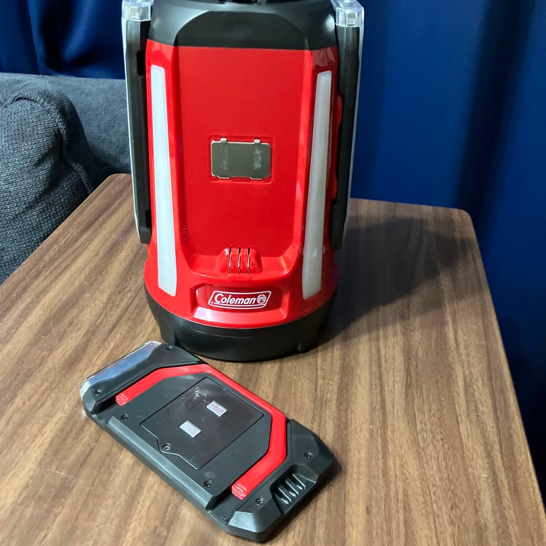【美品】コールマンクアッドマルチパネルランタン（型番：2000031270