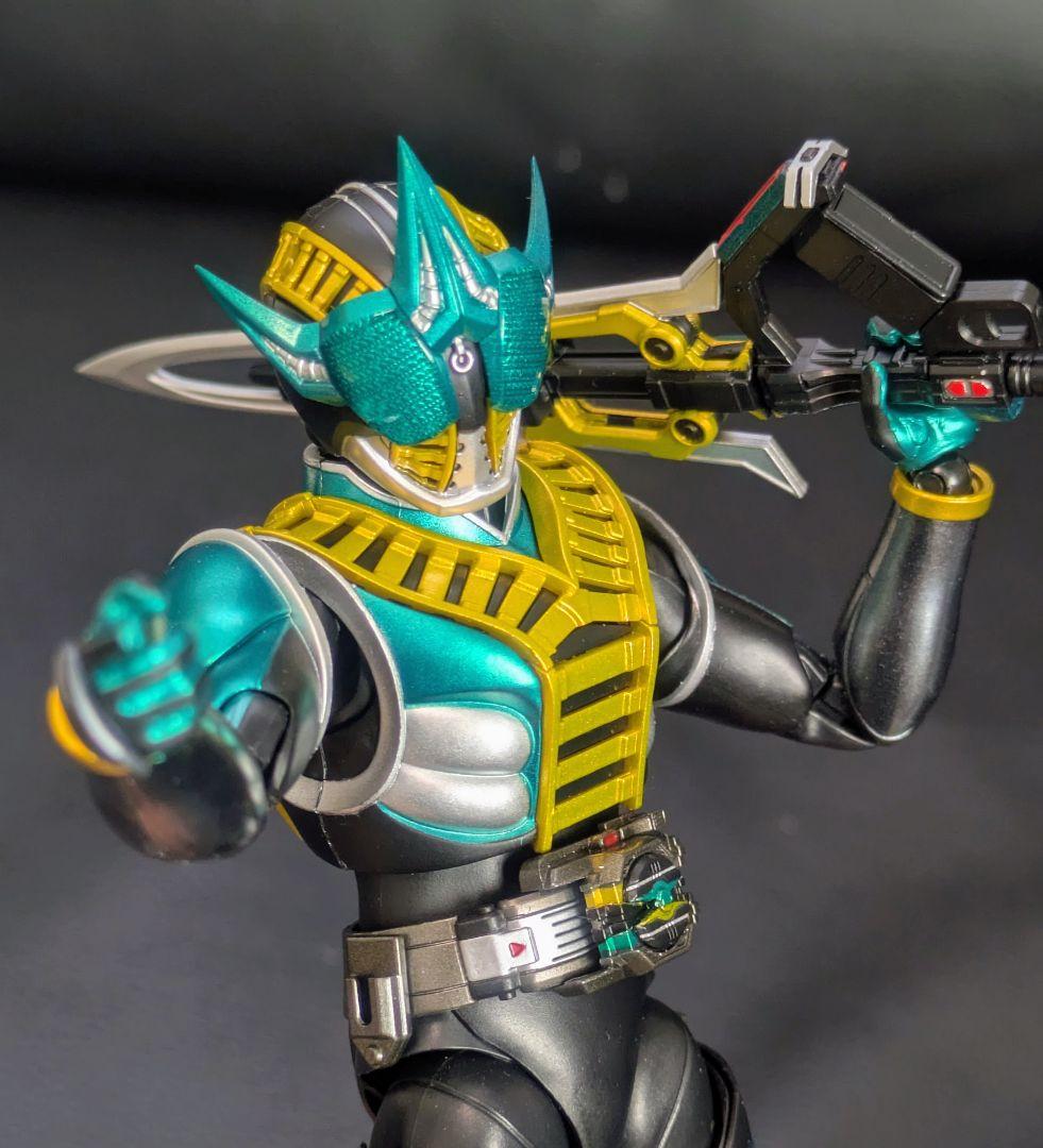 茶*読様 SHFiguarts 真骨彫製法 仮面ライダーゼロノス アルタイルフォ