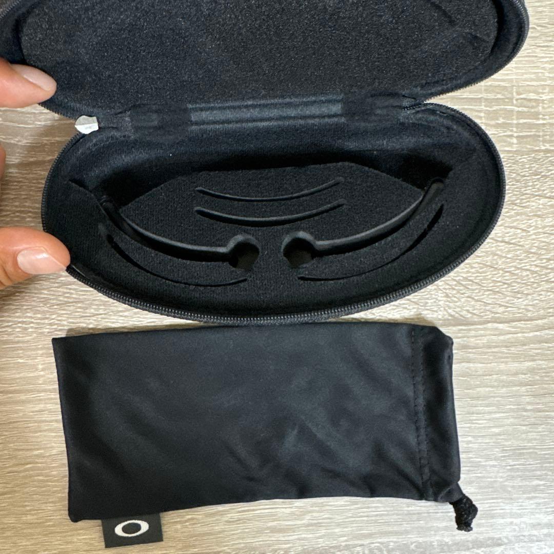 Oakley サングラス