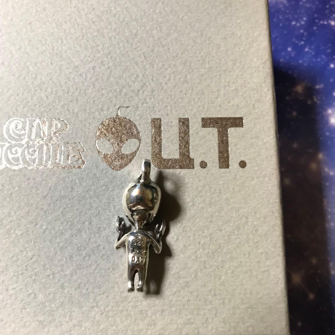 U.T. ペンダントトップ（カップヌードル）懸賞品 金・土・日限定お値下げ!!