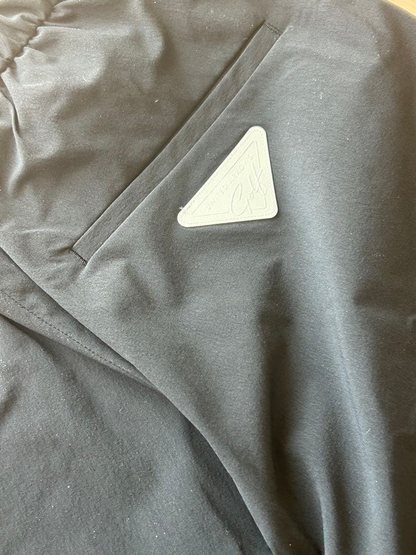 新品　ユナイテッドアローズUnited arrows ゴルフ　パンツ　黒　M