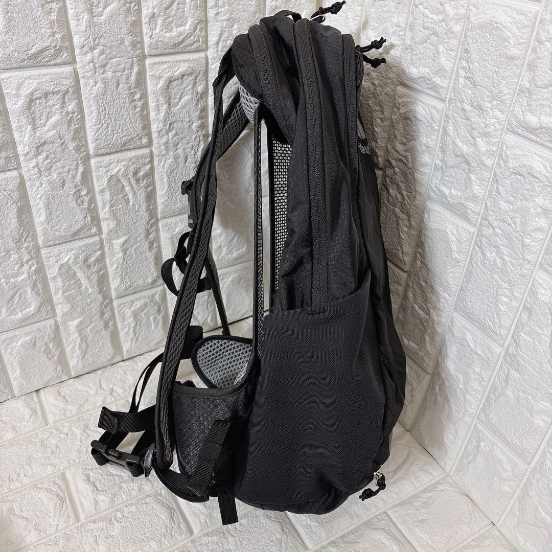 新品 未使用品 ドイター deuter RACE AIR 14+3 通勤 通学