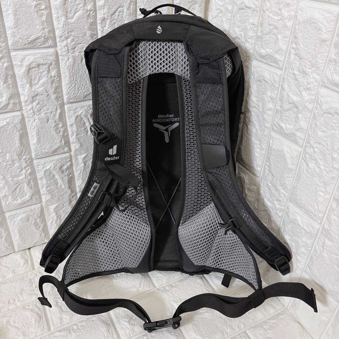 新品 未使用品 ドイター deuter RACE AIR 14+3 通勤 通学