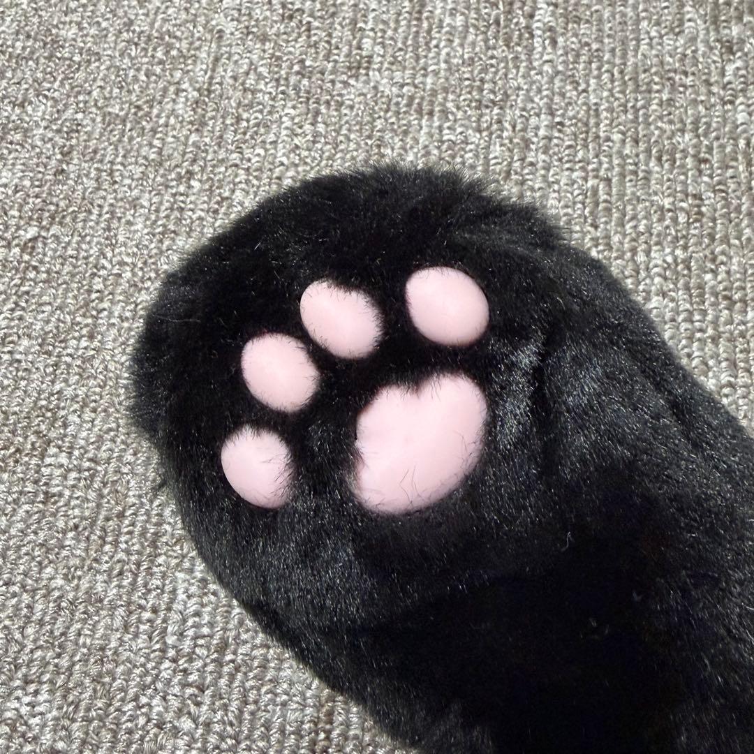 希少　激レア　ニクキューティー　スクイーズ　肉球　　猫　ポーチ