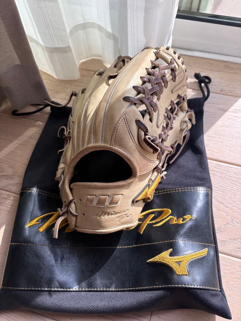 Mizuno Pro 軟式グローブ ベージュ 美品　専用袋付き