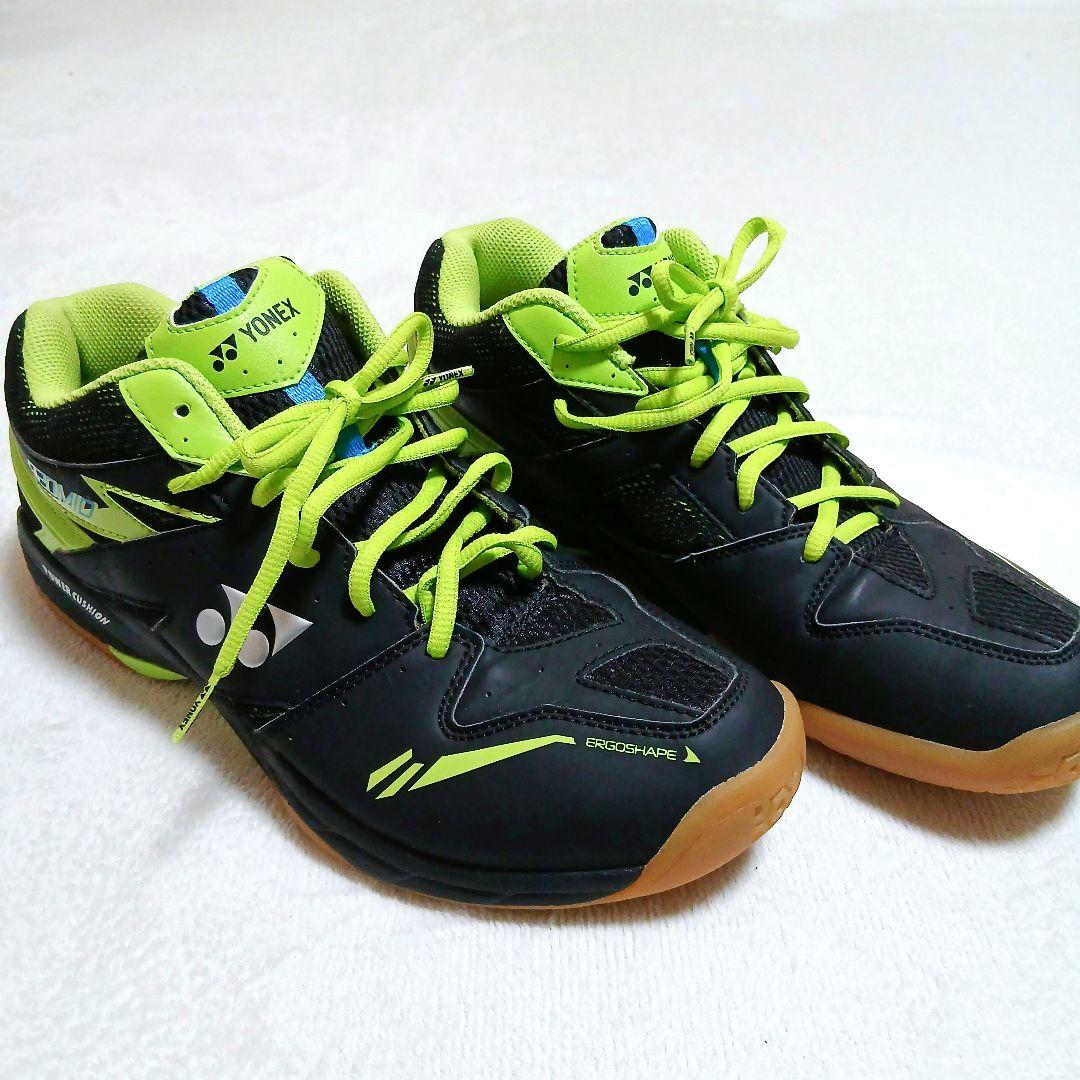 美品　ヨネックス　YONEX　パワークッション　820MID 28cm シューズ