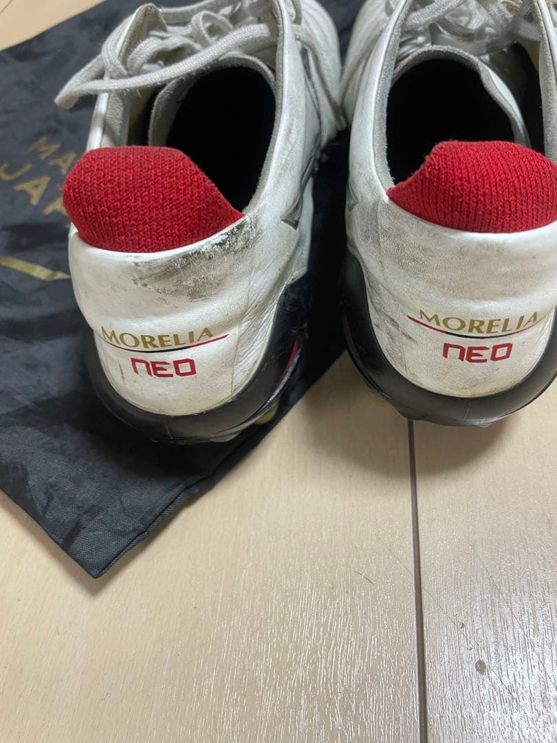 used: モレリア　MOLELIA neo 白　26.5