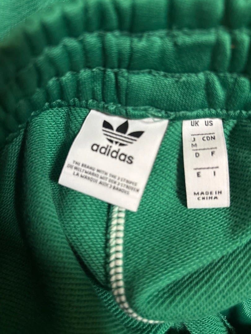 adidas トラックパンツ　ジャージ　花柄　Mサイズ