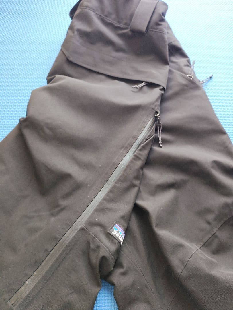 sizeXS Patagonia スノーパンツ GORE-TEX 黒