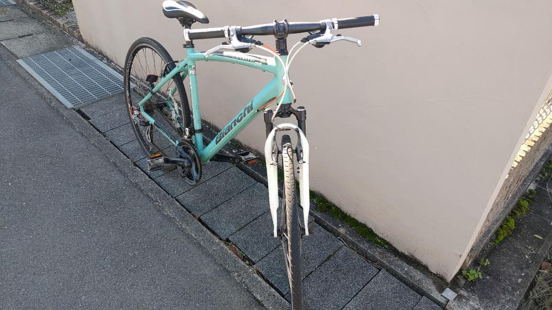 整備済 兵庫県西宮市発 Bianchi ビアンキ クロスバイク カメレオンテ