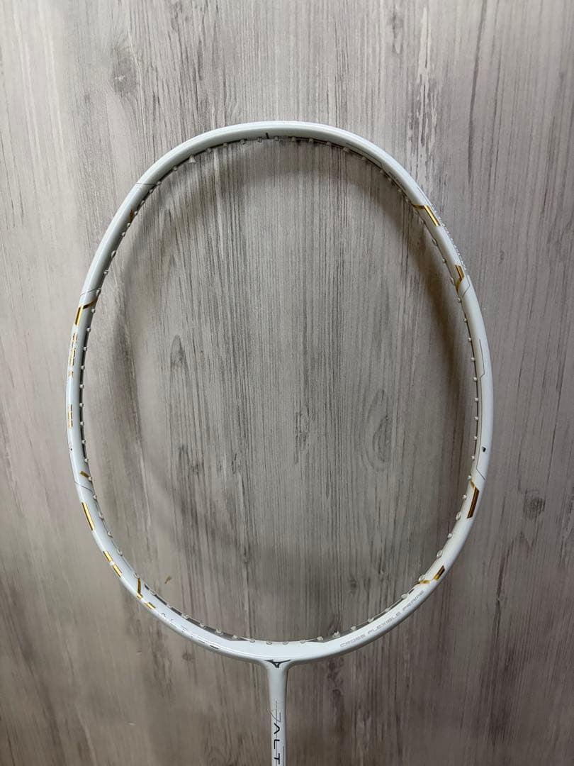 【ジャンク品】バドミントンラケット2本 アルティウスツアー デュオラzストライク