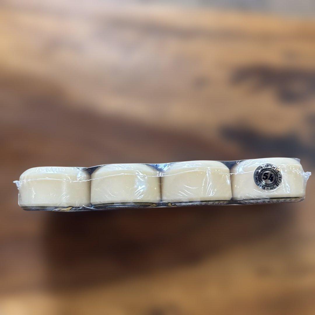 Spitfire フォーマル4 コニカル54mm99aスケボーウィール