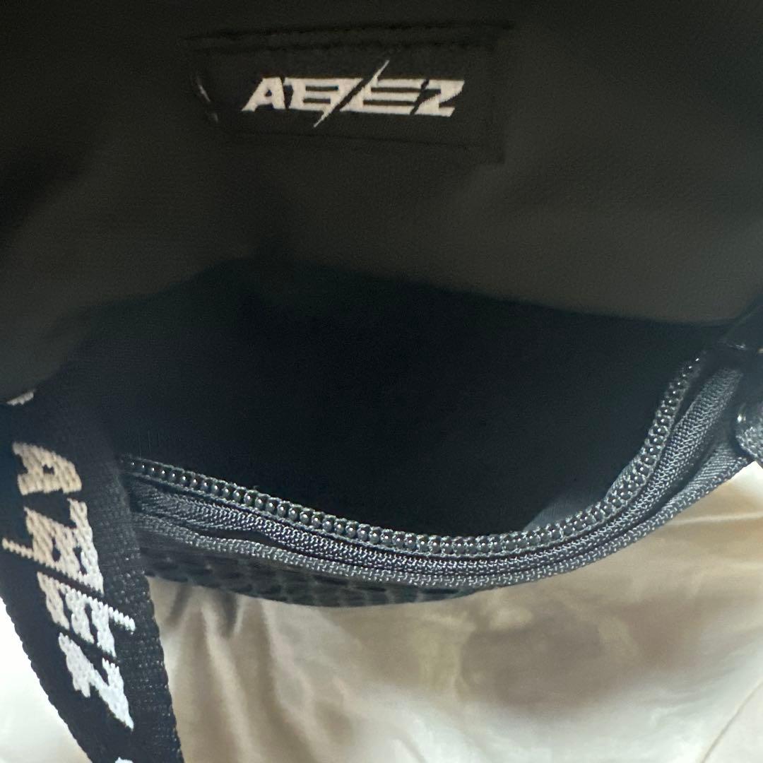 【正規品】ATEEZ OFFICIAL LIGHTINY SLING BAG