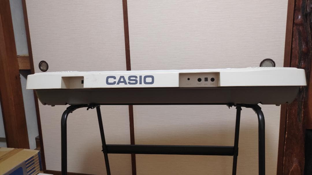 Casio LK-180TV (スタンドあり)