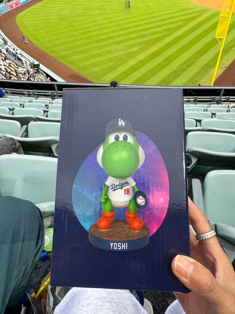 ドジャース　山本由伸　ヨッシー　マリオ　ボブルヘッド　来場者限定　冊子付　新品