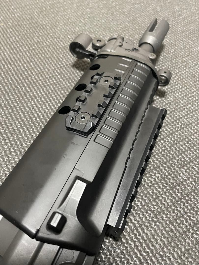 東京マルイ　スタンダード電動ガン　SIG552