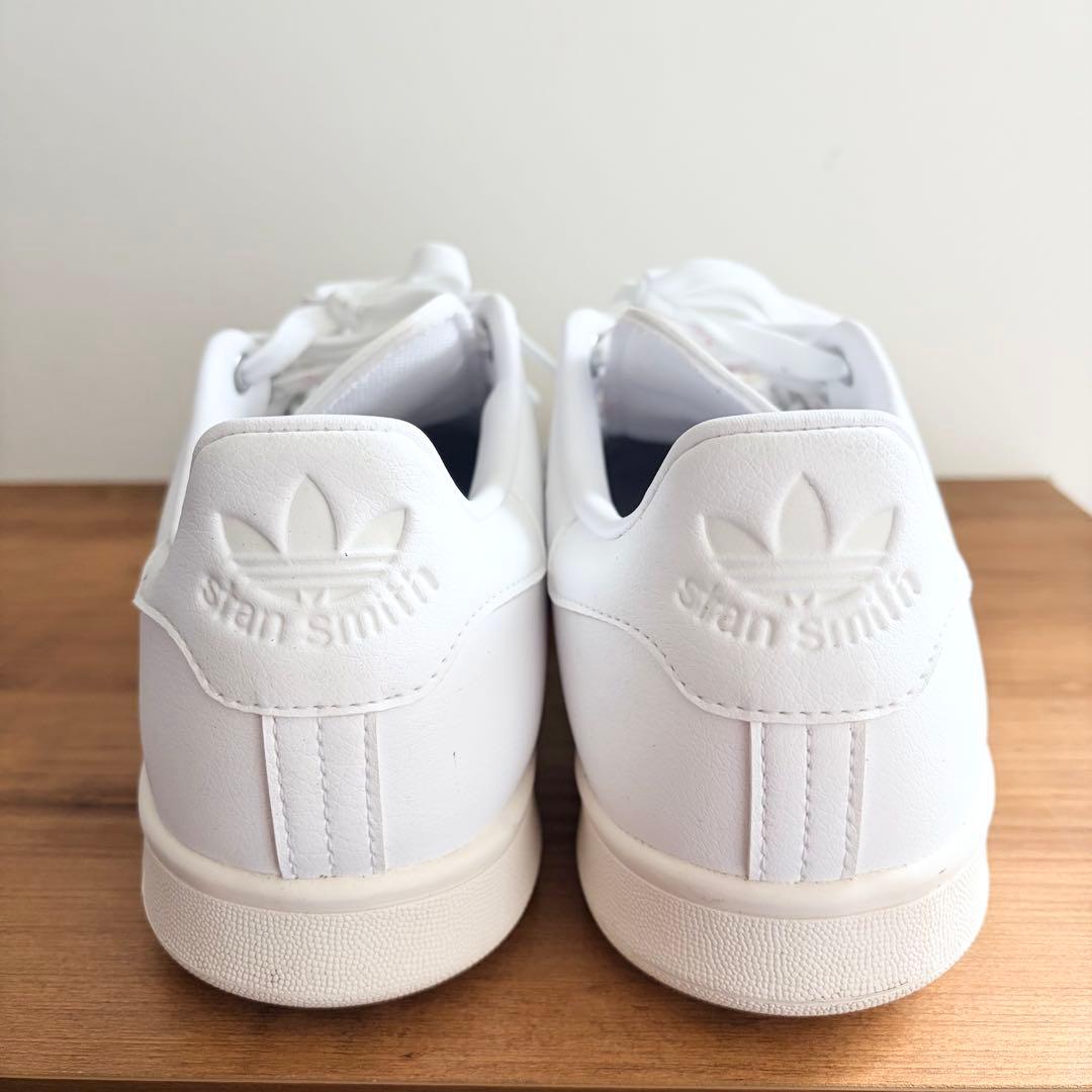 adidas スタンスミス ホワイト スパイクレスゴルフシューズ 28cm