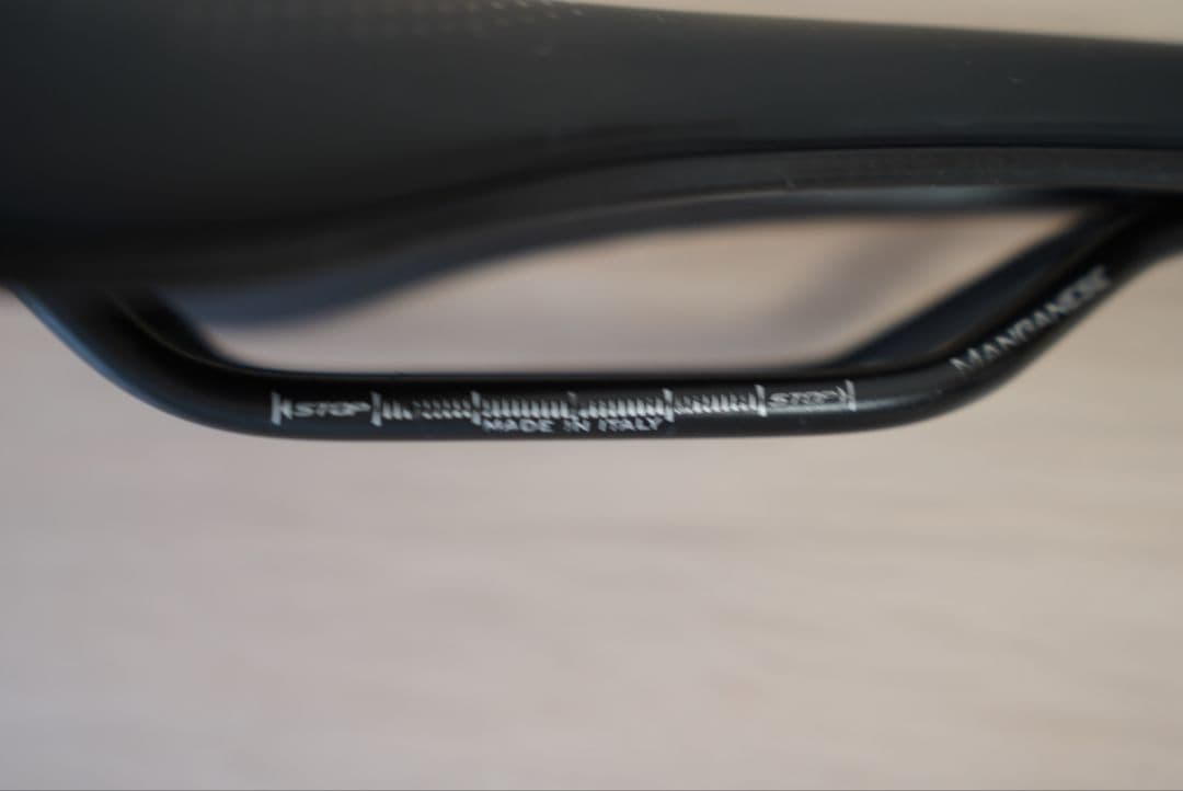 Selle Italia NOVUS BOOST EVO TM スーパーフロー
