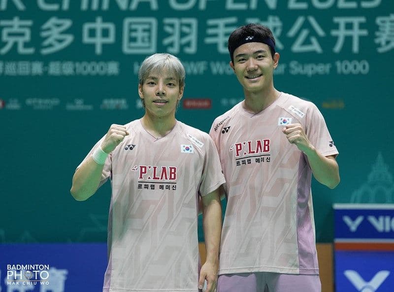 YONEX選手支給品韓国国家代表選手モデル上下セット 実業団TONAMI桃田賢斗