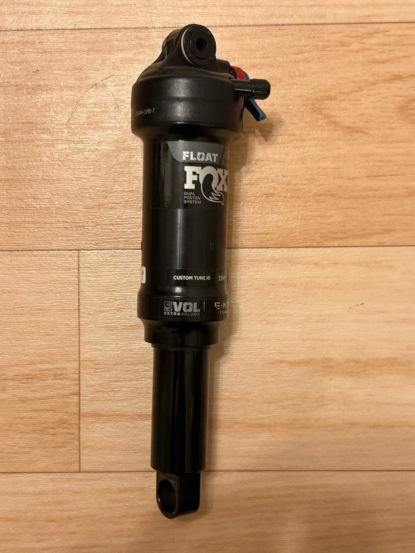 マ*ス様 FOX FLOAT DPS Levo SL comp carbon 2