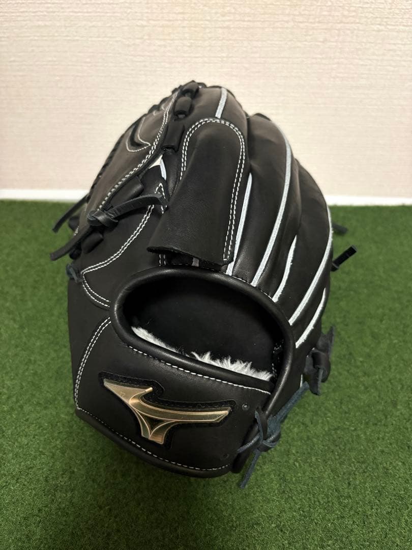ミズノ グローバルエリート 投手用 軟式グラブ 左投げ