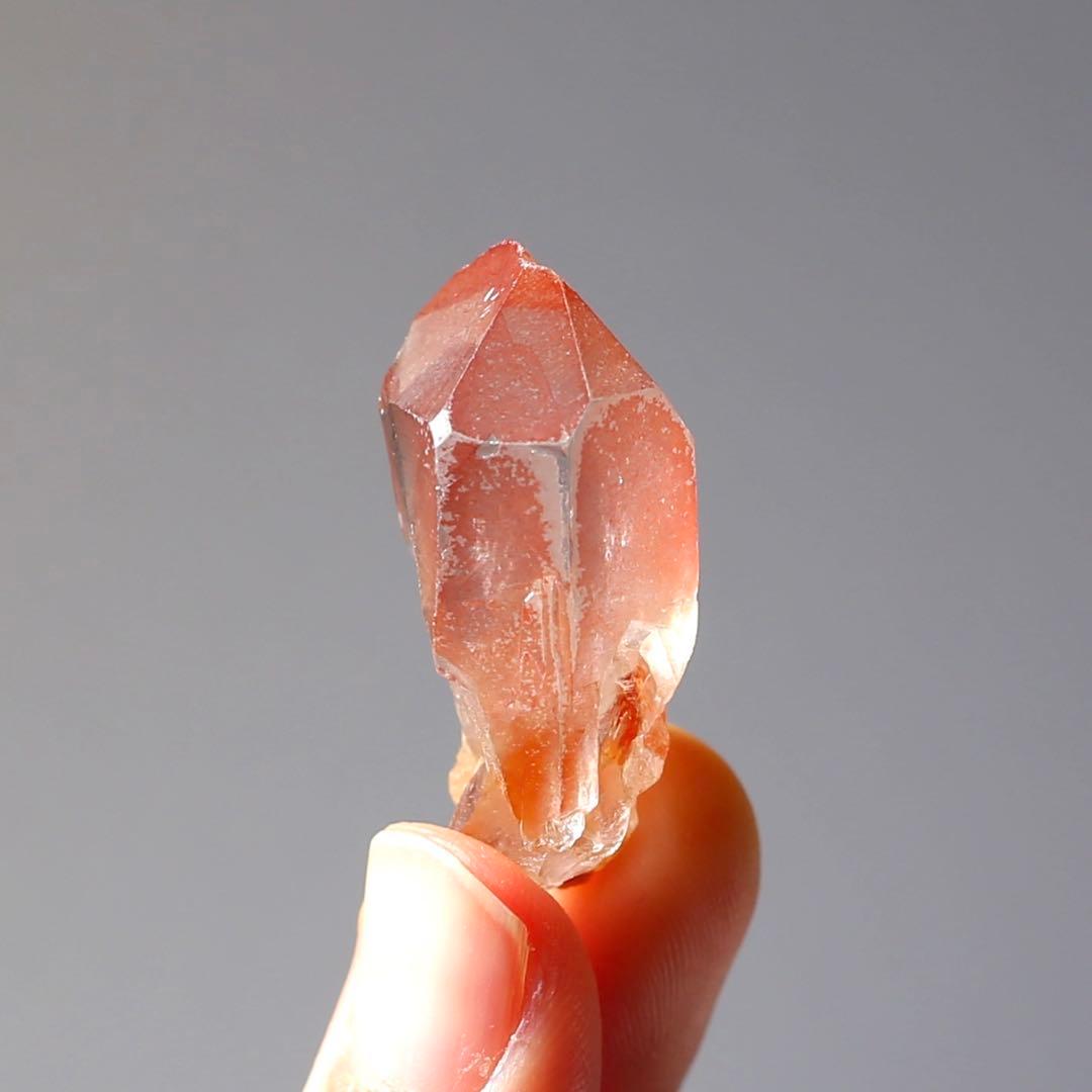 ディープピンクレムリアンシード 天然石 水晶 鉱物 一点物 クォーツ クリスタル