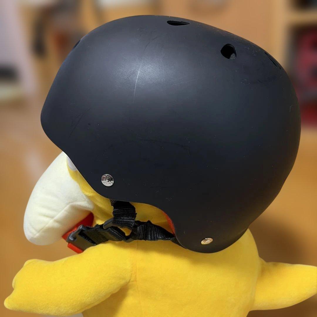 triple eight ヘルメット S ブラック　子供用インラインスケートなど