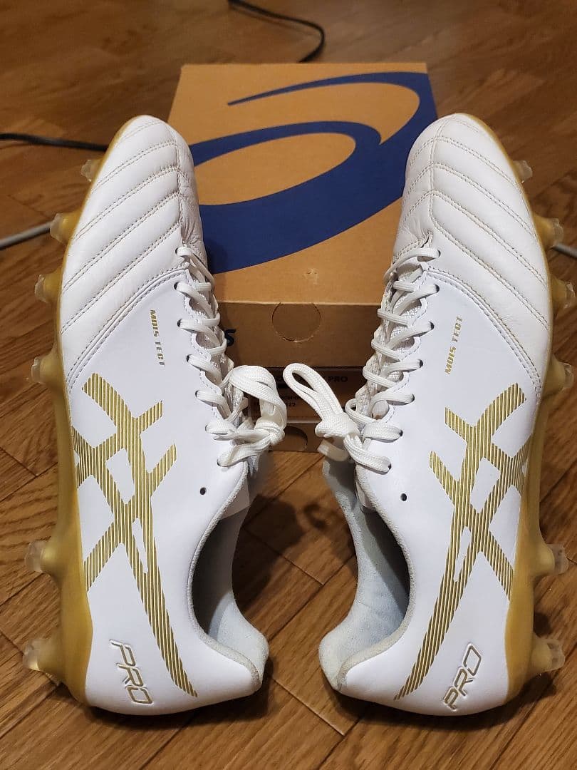 asics DS LIGHT X-FLY PRO ホワイトゴールド 27.5cm