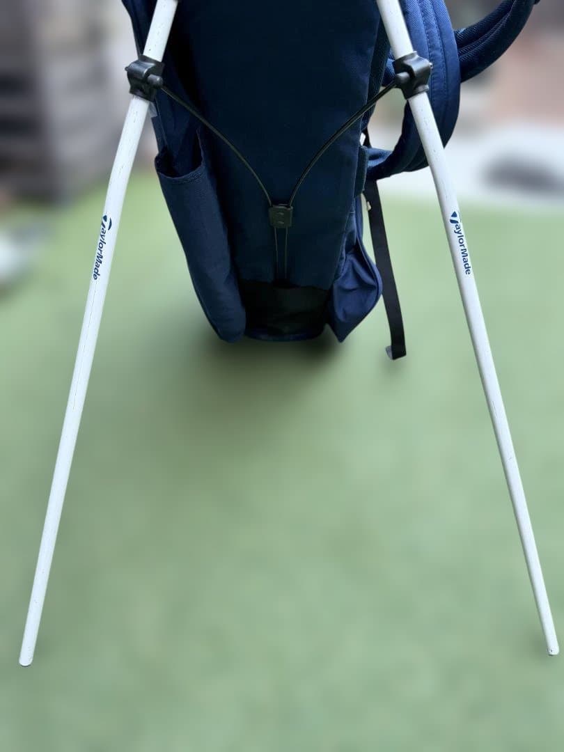 TaylorMade スタンド付きキャディバッグ ネイビー/レッド