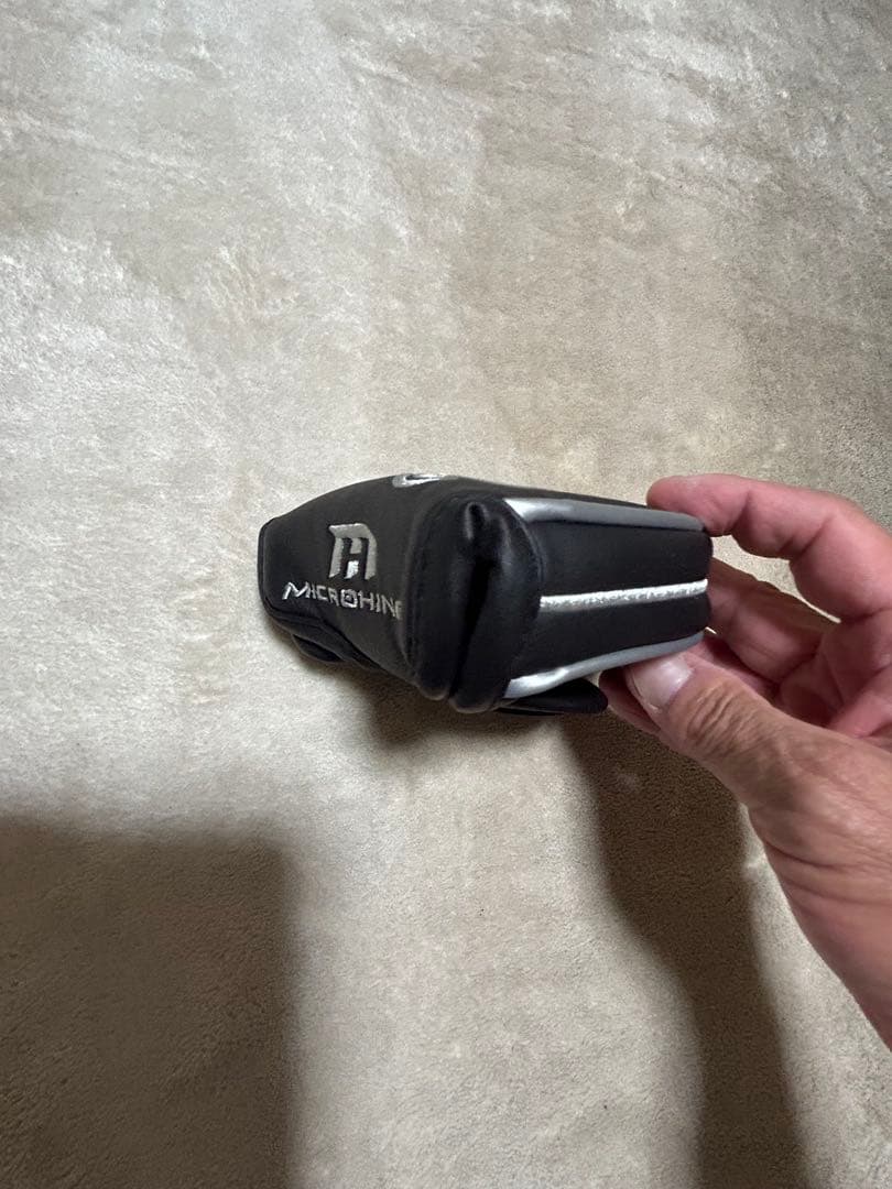 ODYSSEY MICROHINGE 2-BALL パター　33インチ