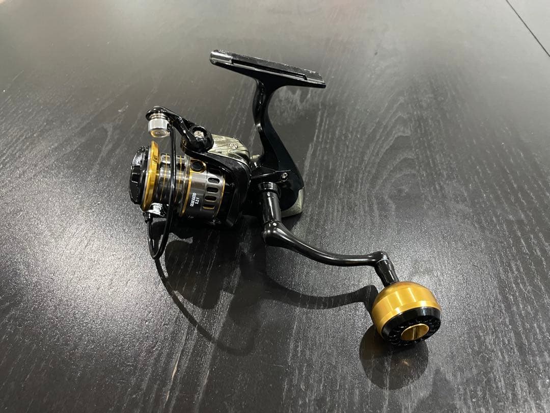 釣りセット2ピーススピニングロッド198cm&2000番リール・ライン糸巻き付き