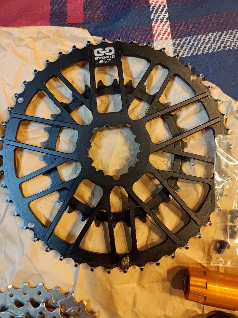 SHIMANO Claris R2000 コンポーネントセット