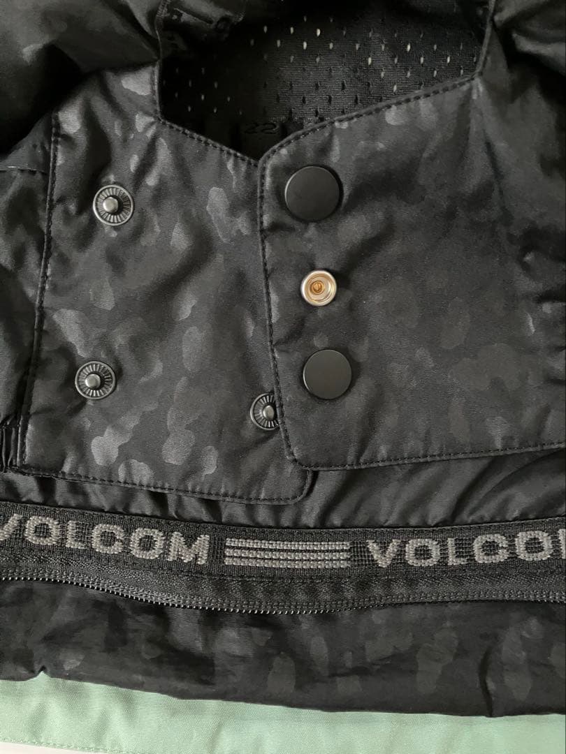 volcom スノーボードウェア ジャケット Mサイズ
