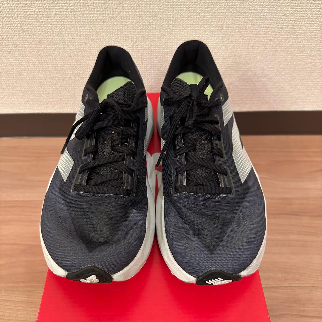 New Balance FuelCell V4 27.0cm ネイビー