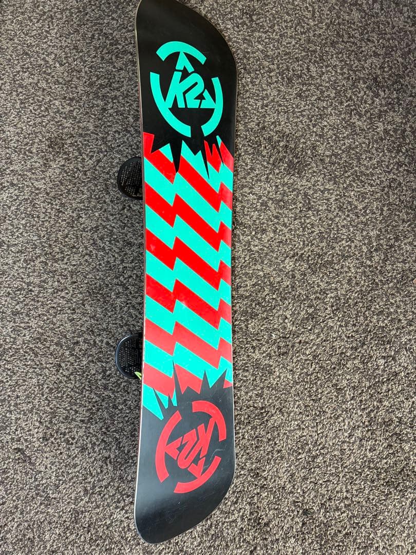 キッズ　子供用　スノボーセット(K2スノーボード、バートンウエア)