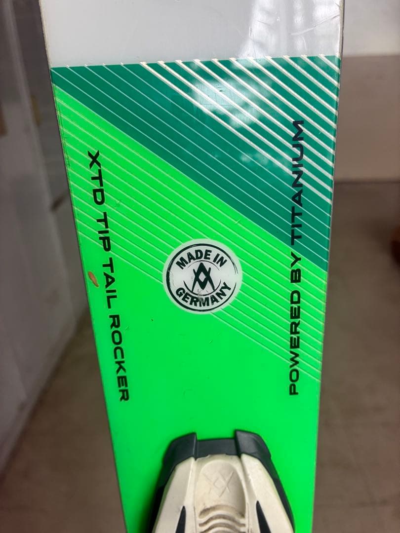 Völkl Platinum 178 スキー板 バインディング付き